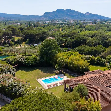 Le Jardin De Clara فيلة